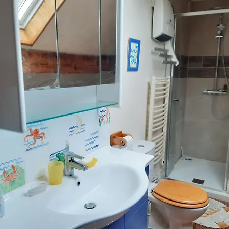 Bed & Breakfast Le Petit Chemin Bougival